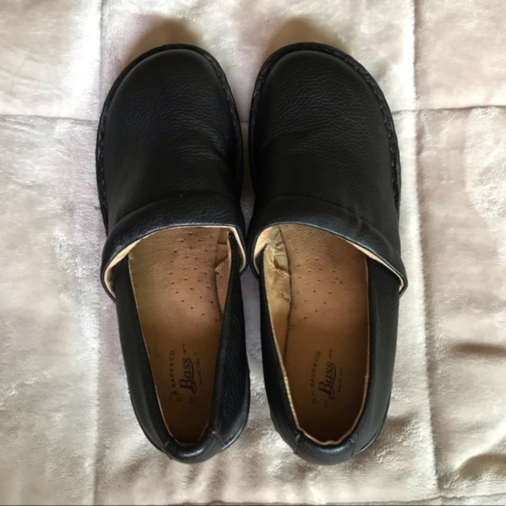 NWOT G.H. BASS CLOGS✨